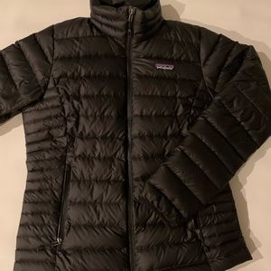 Black Patagonia down sweater jacket